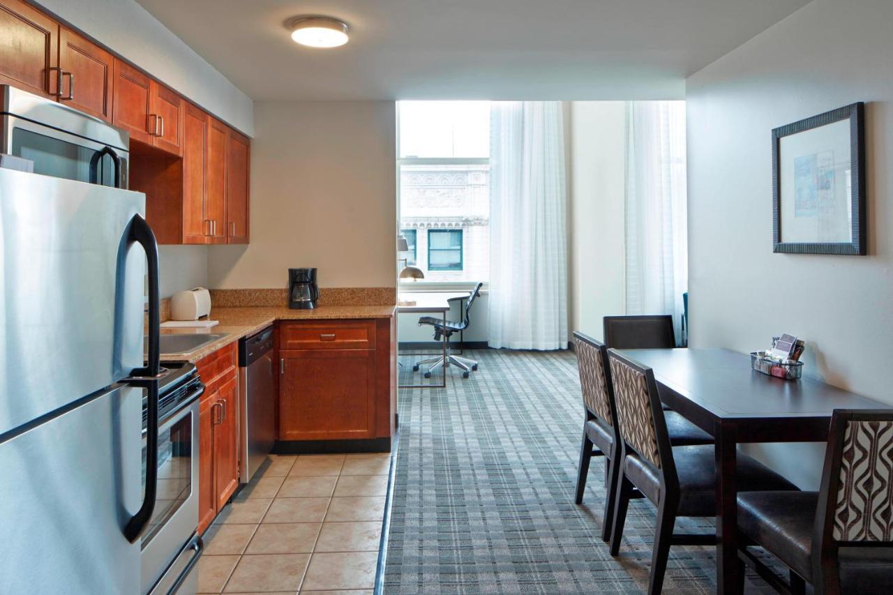 Hotel Downtown Milwaukee