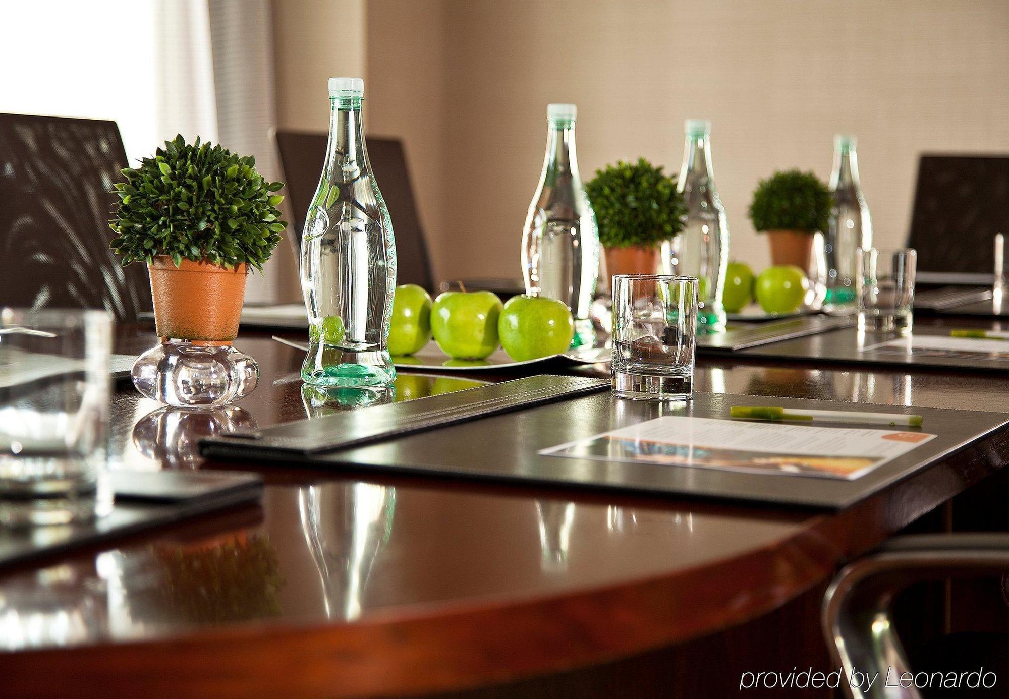 Downtown Hotel 3*